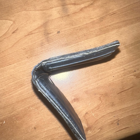 Loui Vuitton Card Holder Wallet - Picture 4 of 6